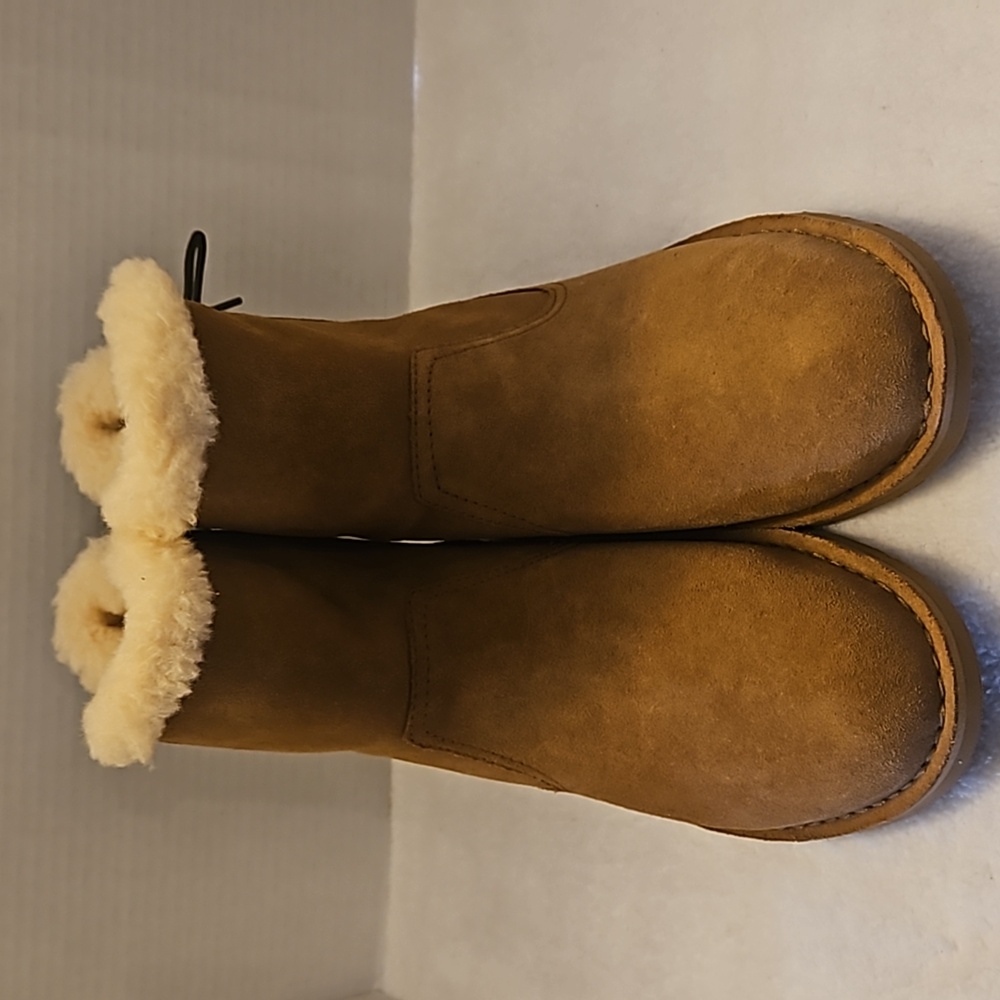 UGG | Women's Chestnut Suede Wool Naiyah Stout Back Tie Faux Fur Boots 8